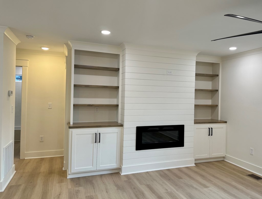 shiplap console with display shelves