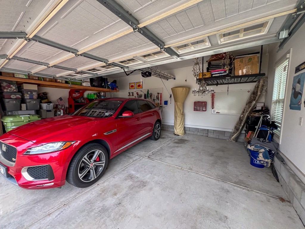 Garage, 2 spaces